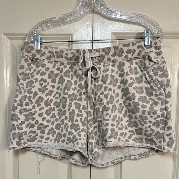 StudioLUXE by Kensie Pants - Cheetah shorts